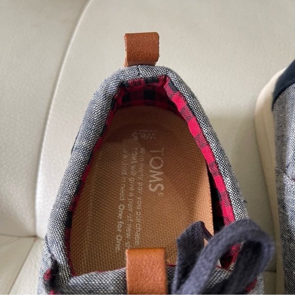 TOMS DEL RAY BLUE CHAMBRAY SNEAKERS SIZE 6.5 - Picture 5 of 9